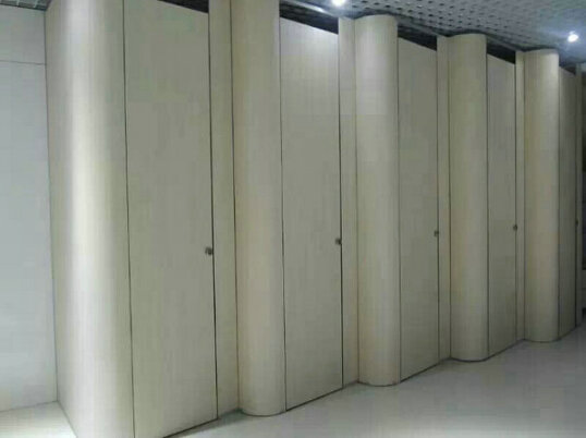 木質衛生間隔斷